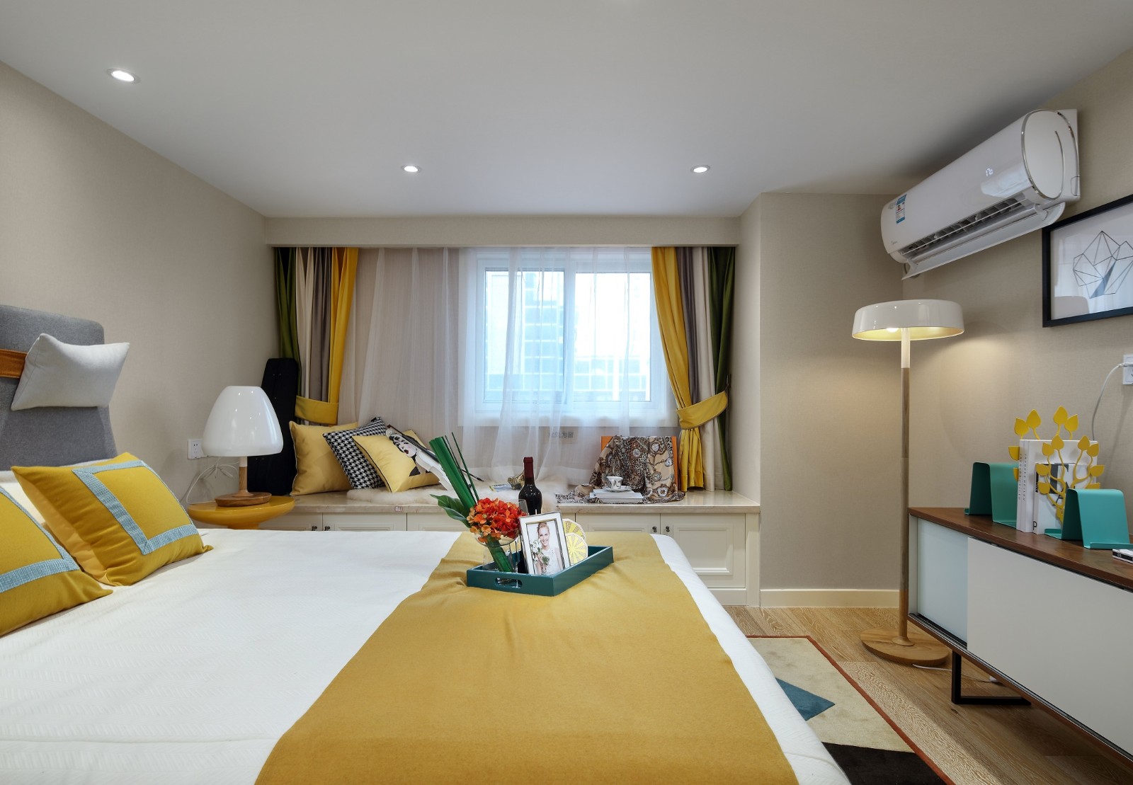 龍湖九里晴川-現(xiàn)代簡約-臥室設(shè)計(jì)效果圖